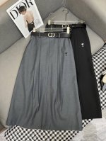 Dio* 25Ss新款半身裙 小蜜蜂刺绣装饰 搭配皮带 时尚大方 两色三码Smla807