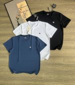 可隆小树男士凉感4D防晒Upf80+针织锦纶速干透气宽松短袖 1. **4D立体剪裁** 采用人体工学三维建模技术 肩部螺旋分割线设计提升肩关节活动自由度 腋下