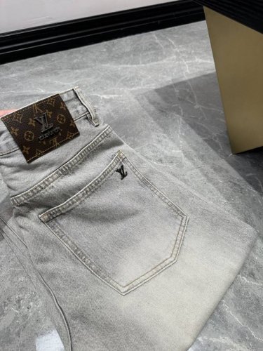 LV25S春夏男士直筒阔腿牛仔裤.....码数M-3Xl
