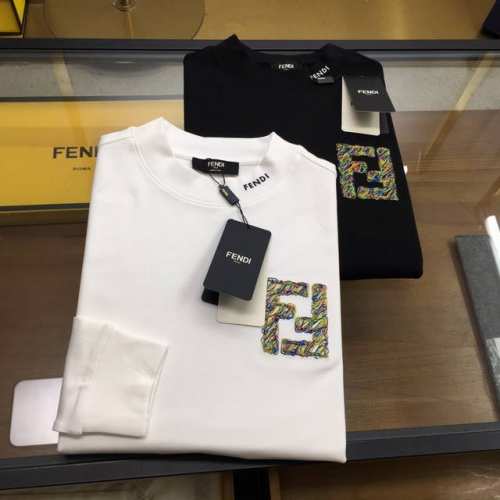 新品 P200Fend 半高领长袖打底衫 2025X秋冬季节新品！高端成衣系列时尚轻奢经典时尚圆领长袖打底衫，甄选优质74.9%聚酯纤维、5.3%绵羊毛，19.