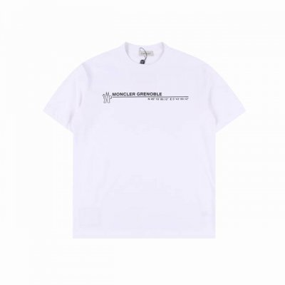 moncler 蒙口 25Ss 坐标字母印花短袖 面料采用32织双纱260克全棉材质 搭配1 1索罗那螺纹 不易变形 上身舒适透气 垂感佳 字母数码喷印 做工细