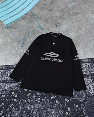 款M727 巴黎 Balenciaga新款Blcg 巴黎世家滑雪系列长袖爆款Skiwear最新系列深V长袖T 足够廓形！春夏可单穿无压力，冬天可以在里面套一件T