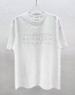 Maison Margiela马吉拉T恤 进口珍珠 数字 面料定制定染 300克100%棉双股精纱面料 宽松 S版型裁剪 符合当下的潮流审美 大大地 一件包容性
