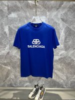 Balenciaga巴黎世家 2025春夏最新款时尚圆领短袖T恤，丝光棉面料，上身凉爽，贴肤舒适，吸汗透气，耐看又好穿，Logo徽章定位印花，原厂工艺一丝不苟，