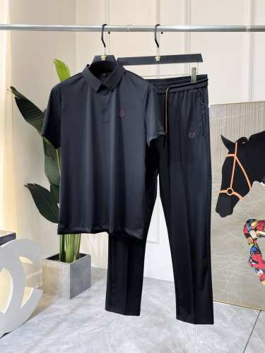 杰尼娅- 2025ss蛇年春装新品休闲套装！明星最爱时装味休闲套装 简单大方，官网1：1工艺设计！干净利落剪裁 都市风十足 可供独家顶级定制面料，手感软糯干爽，