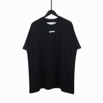 高版本Off-White 20Ss 机场胶带警戒线箭头短袖T恤 面料采用定制 克32织纯棉双纱纯棉面料 保证了工艺原汁原味 辅料配齐 丝网印花 色彩纯正 图清晰