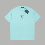 LV 25Ss早春新款 牛仔布贴布Lv字母烫钻短袖 轻奢主义 男女日常通勤穿搭必备单品 正确版本 欢迎对比 详细特征 320克 % 纯棉双纱汗布面料 同缸定染特