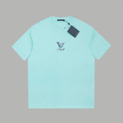 LV 25Ss早春新款 牛仔布贴布Lv字母烫钻短袖 轻奢主义 男女日常通勤穿搭必备单品 正确版本 欢迎对比 详细特征 320克 % 纯棉双纱汗布面料 同缸定染特