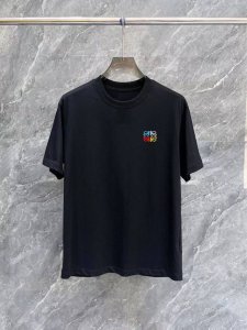 罗意威 2630Ss新款短袖T恤 定制进口原版丝光面料 经典Logo设计 简单大方得体 时尚不失个性 上身休闲随性 内搭单穿皆可 彰显大牌气质 尺码 M 3Xl