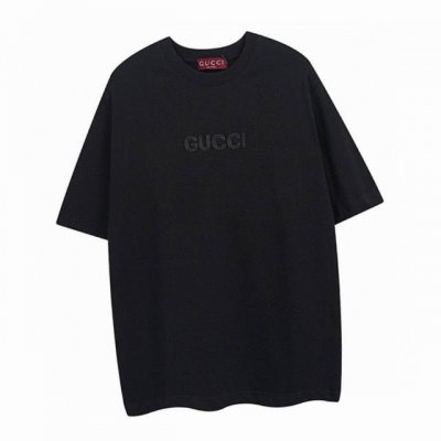 古驰 Gucci 夏季新品 蛇年限定烫钻刺绣字母圆领短袖T恤，采用双纱纯棉240G，采用立体印花工艺，面料颜色定制定染，舒适透气不缩水不退色。手感舒服！男女同款