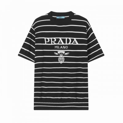 z205# prada普拉达 针织圆领拼接经典Logo短袖T恤 注重细节 最求品质 男女同款 颜色：黑色 白色 码数：Xs S M L