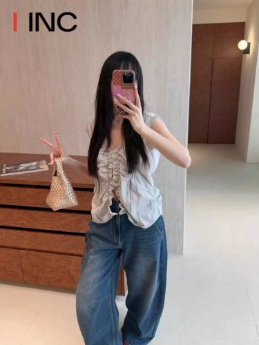 lowclassi* 2025夏季新款条纹无袖褶皱背心，前胸独特收褶褶皱。Sml