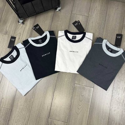 oakley 欧克利夏季户外情侣款圆领短袖T恤轻量透气高品质高质量！男女同款！ 上身全方位无死角的舒服！接触凉感、吸湿排汗、透气亲肤！它可以让你出游 更舒心，从