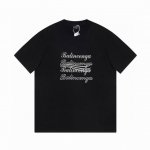 高品质25Ss巴黎Logo印花短袖！胸前品牌字母后背贴布Logo大牌感十足！高端大气完美演绎，经典圆领不挑人版型上身巨显瘦 面料采用230克纯棉面料，保证舒适性