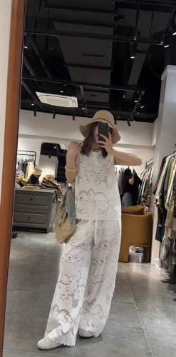 重磅上新！高级感无袖蕾丝镂空背心阔腿裤套装！夏季新款时尚套装，白色百搭显瘦穿搭气质女神范高端休闲洋气时尚减龄无套装Smlxl