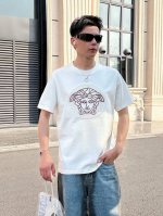 范家 2025春夏新款男女同情侣款休闲宽松棉质圆领短袖T恤衫！贸易公司渠道稀出，同步官网发售 ！ 2025春夏最新系列，经典时尚设计元素，为全新系列注入满满活力