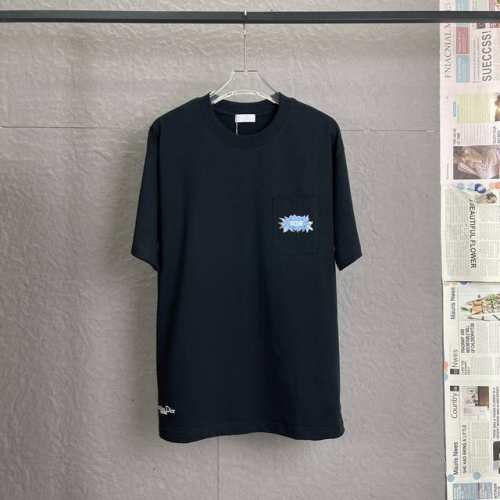 A90 Dior迪奥 面料升级 采用300足克面料 25新款 口袋刺绣 高端工艺 独家专供新款原单 男女同款 休闲宽松版型短袖 高端定制 高版本 时尚百搭爆款