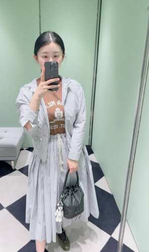 P530 25早春新款 竖条纹定制棉府绸色条纹衬衫面料气质衬袖宽松版型上身巨显瘦松紧Sml