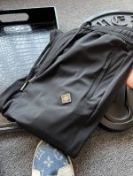 专柜顶级货 人气爆款 Givenchy 纪梵希专柜新品冰氧蚕丝长裤 恒隆在售万元级 款号 3661 纪梵希家今年新品冰氧天丝面料 内外层做了液氨工艺处理 久穿持