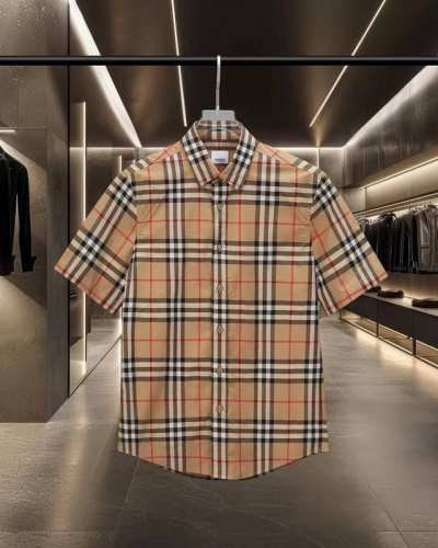 Bur 巴宝莉 Burberry爆款来袭 府绸款格子纹弹力棉府绸短袖衬衫系列 2025Ss官网新款短袖 衬衫 衬衣，精美工艺 高端版本，专柜定制面料 透气舒适度