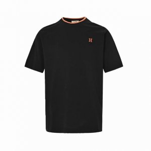 本地自取:170 hermes/爱马仕 经典刺绣橙标短袖 logo标识精致升级，灵感源自八十年代复古 原版面料 官方同款 同缸染面料 手感非常舒服 春夏最新砖柜