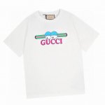 古驰 Gucci 夏季新品 卡通眼睛印花圆领短袖T恤 采用24S特纺紧密棉面料，克重240G，伦敦艺术家兼插画师Hattiestewart的创意设计。采用24支