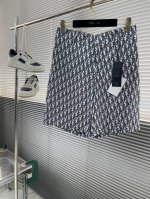 短裤 短袖衬衣 -Dio 25Ss新款白色和蓝色斜纹面料 Oblique 印花短袖短裤套装，这款套装饰以经典的Oblique 印花，采用白色和蓝色桑蚕丝斜纹面料