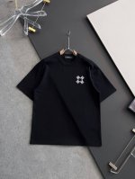 Amiri 25Ss夏季新款圆领短袖T恤！270克重磅高端纯棉面料，手感质感都极完美！修身裁剪设计干净利落！时尚又好看！走线做工非常精致！版型效果超赞！而且透气