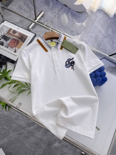 古驰25Ss新款春夏短袖翻领T恤Polo，最高版本客供定制高端朱地面料简单时尚款，拼色螺纹超级好看！经典Logo简单大方的款式！满满的高级感，四季可穿。简欧风格