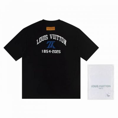 w2632# Louis Vuitto*2025最新款短袖T恤 材质:采用高版本300G双纱精梳棉 尺寸:S M L Xl 颜色:黑白
