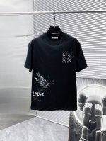 罗意威 Loewe 2025Ss新款 半袖 体恤 短袖 圆领T恤，高端版本！专柜定制面料 透气舒适度高，细节无可挑剔，品牌元素设计理念，体现高品质。手感细腻柔软