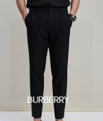 Burberry 巴宝莉战马男士商务休闲裤新款男士休闲西裤， 男士高端商务休闲裤 客供进口臻选100%生态环保棉质面料 非市面各种由涤纶、化纤、尼龙仿制的粗糙劣