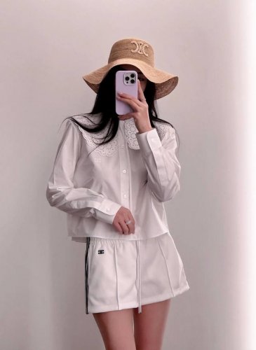 Celin* 25Ss春夏新款 凯旋门刺绣学院风松紧腰短裤丨独家高版出品 日常出门就会想穿的款 非常舒适的款 闭眼入舒服到不想脱下来 现货发售S M L