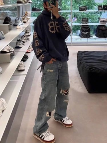 更多素人潮咖上身型Look: