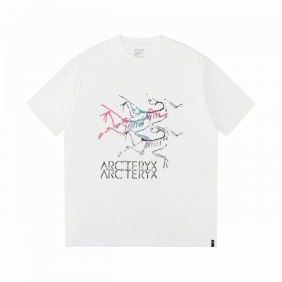 Arcteryx始祖鸟2025春夏新品彩色大鸟Logo印花短袖T恤 采用60支双股，洗水后280克双纱精梳纯棉面料。上身透气，绝不起球，手感柔软舒适，全衣平车走
