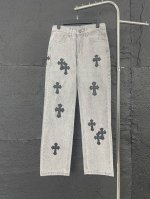 款号：X031 Chrome Hearts克罗心Matty Boy Sex Records系列限定款，林俊杰同款灰拼皮高街牛仔裤震撼上新！ 这款裤子的制作工艺堪