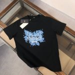 款号:F026 Fendi 芬迪 2025夏季新款圆领短袖T恤！ - 260G双纱纯棉顶级面料 手感柔软 百分百纯棉独家出货 定染硫化黑无尘处理面料 -面料：2