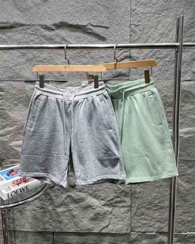 Hazzys：哈吉斯男装国内专柜代购2025年夏装男士休闲Logo刺绣短裤. 原工厂p出货！ 非常简约的一款短裤！ 哈&斯品牌商客订320克纯棉面料，手感舒适细