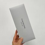 经典回归款 Thom Browne 品质升级 我坚信这是有史以来最受欢迎的袜子 一盒5双装 黑 白 浅灰 深灰 藏青 Tb经典款短袜 男女同款 后跟三色织带 每