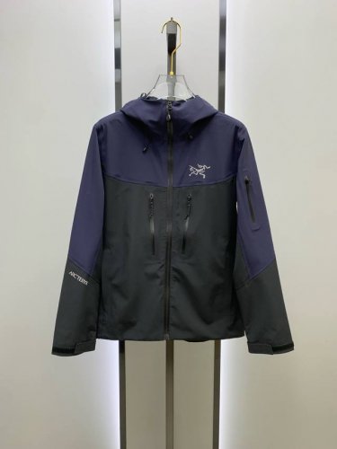 开春新品 始祖鸟 24Ss新款轻薄硬壳冲锋衣 百搭户外男女同款 采用原厂Gore-Tex科技面料 细节辅料全部同步Gtx材质严密防风！不易脏污，打理起来也很省心