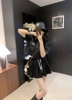 31223#25Ss新款Chane*刺绣字母衬衣 独家设计款 重工刺绣字母褶皱设计 模特上身均为大货实拍 Sml 黑白两色