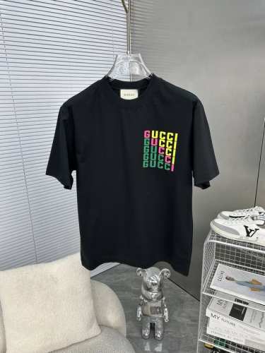 gucc古奇 2025Ss春夏高品质情侣短袖T恤，高克重纯棉T恤，工艺品级别，重工工艺，尊享好货，车线做工符合精品要求，超级好搭配，品质及剪裁设计都堪称一流，高