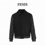 620 Fendi芬迪Fd 字母袖拼接翻领毛呢飞行夹克外套 选用羊毛混纺面料，混纺面料能更好的契合染料，不易褪色，衬衫的翻领设计，印花轮廓清晰，做到一比一的还原