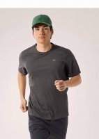 始祖鸟Arc'teryx 男女速干短袖T恤 这个系列设计理念是极简主义的体能风格，创造出不受限制、多种可能的个人风格～ 情侣款运动宽松速干系列，柔软的针织速干面