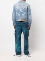 现货： # 秋冬新品 品牌：off-white 新logo刺绣款牛仔外套 颜色：浅蓝色 尺码：XS-S-M-L 工艺：采用日本进口百灵达绣花机，齿轮走线，立体感