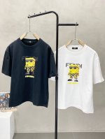 Fendi芬迪独家专供新款原单男士休闲春夏短袖 高端 高端版本 时尚百搭爆款进口面料 手感超柔软细腻 穿着亲肤舒适 高端精品 代工厂p精细做工 上身非常赞 男士