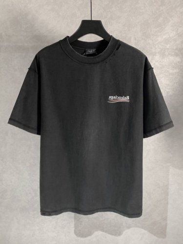 5503# 高品质 Balenciga 巴黎世家 反转反穿 双面可穿 可乐刺绣圆领短袖T恤 采用纯棉柔软面料，对色定染面料，洗水做旧 磨破工艺 进口立体前后绣花