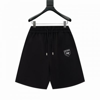始Z鸟2025Ss贸易渠道货品.休闲运动短裤 无从释怀的经典款,休闲时尚感略带锋利.精简的比例化裁剪铸就随性百搭. 客供高密400G面料,区别于传统的针织棉质面