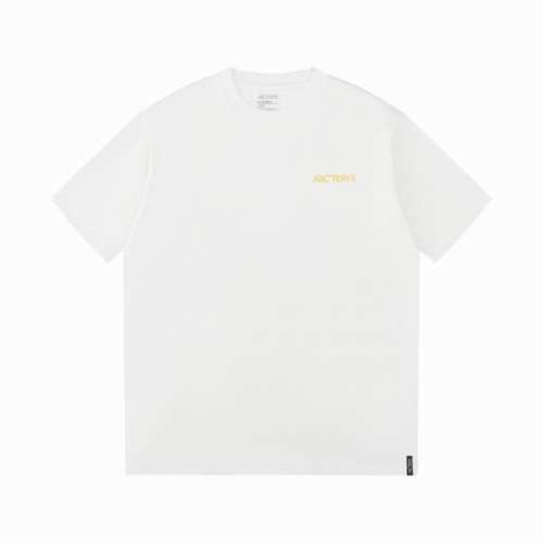 arc'teryx 始祖鸟2025新款小鸟字母Logo高级渐变印花短袖T恤 始祖鸟字母Logo印花，高端32S双纱280克面料重磅面料，定制拉架罗纹同缸同染。包