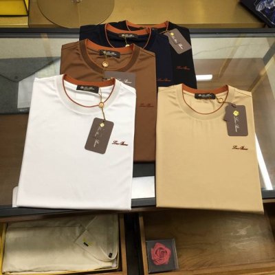 专柜新品 Lp新品 贸易公司渠道臻品，系出名门，纯正血统品质，2025春夏官方新品，高级心水之物！Lo*O pi*Na男士高端商务休闲简约圆领长袖T恤。颇具意大